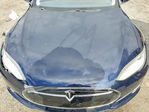 Tesla Model S 2015