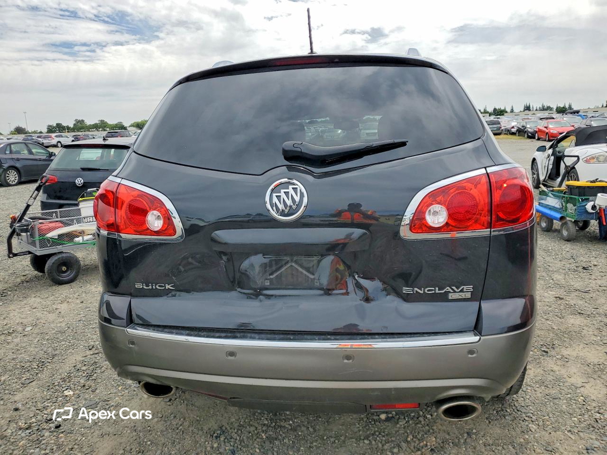 Buick Enclave 2011