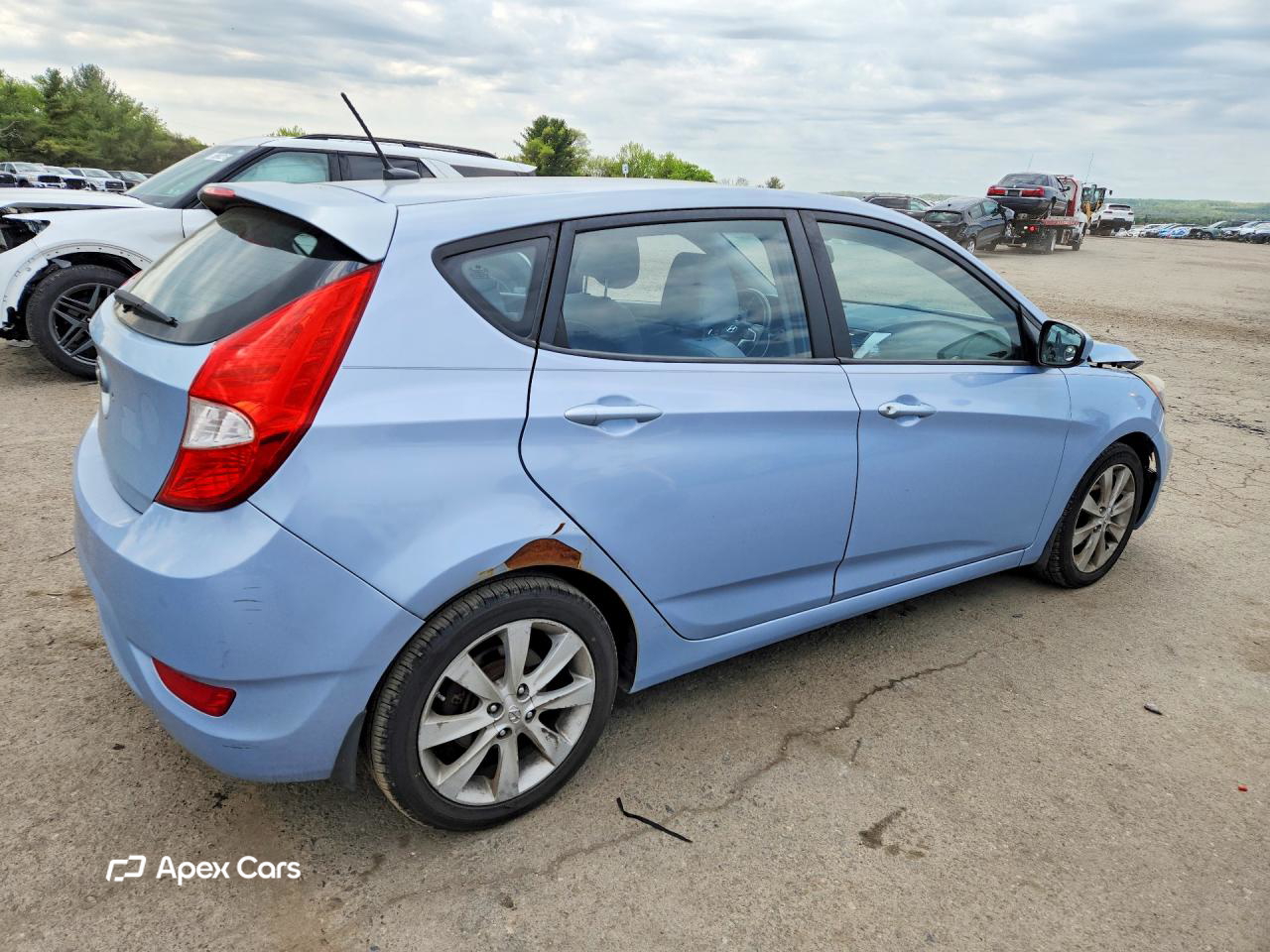 Hyundai Accent 2012