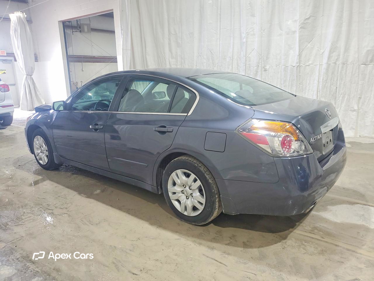 Nissan Altima 2010
