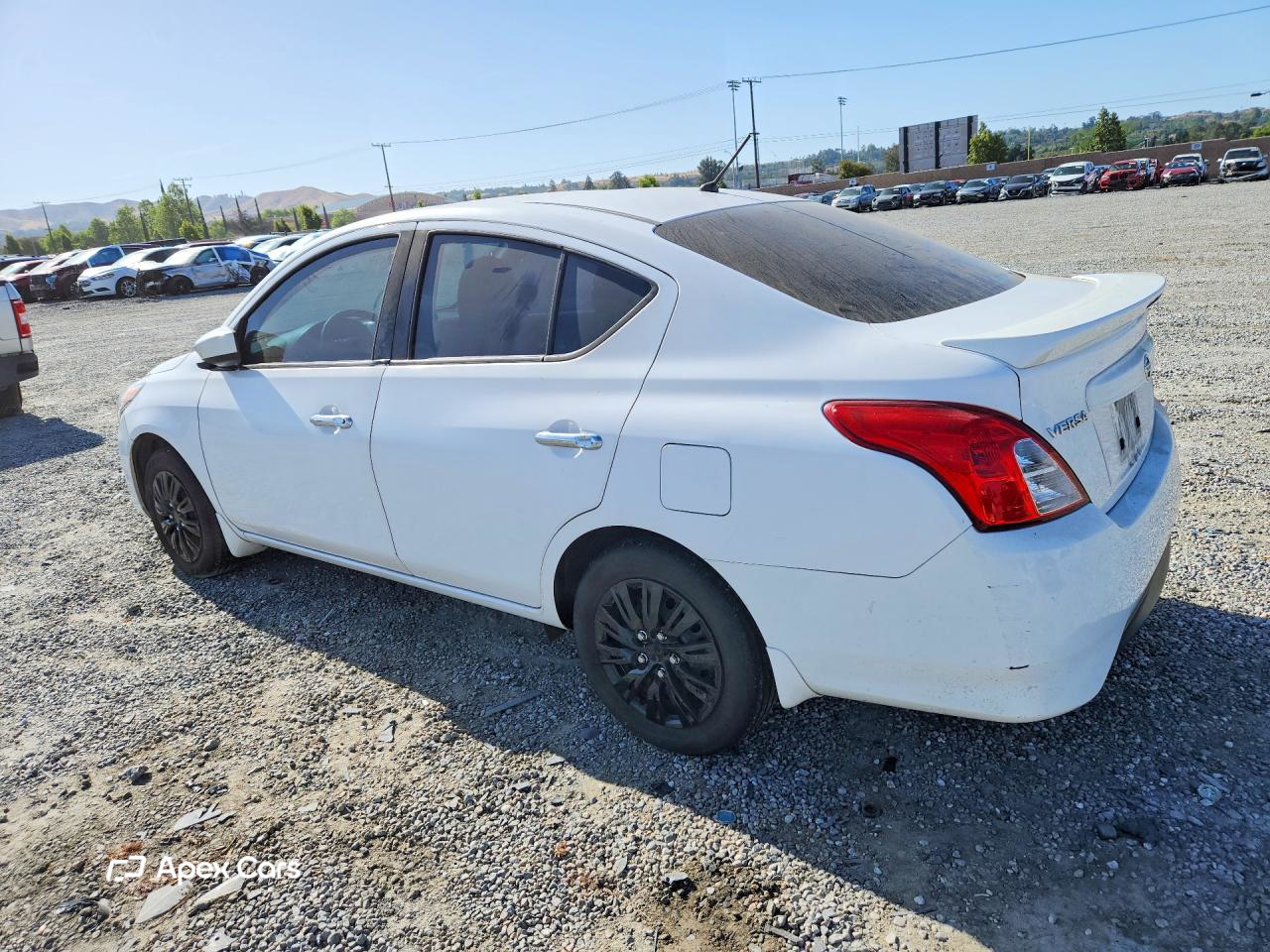Nissan Versa 2018