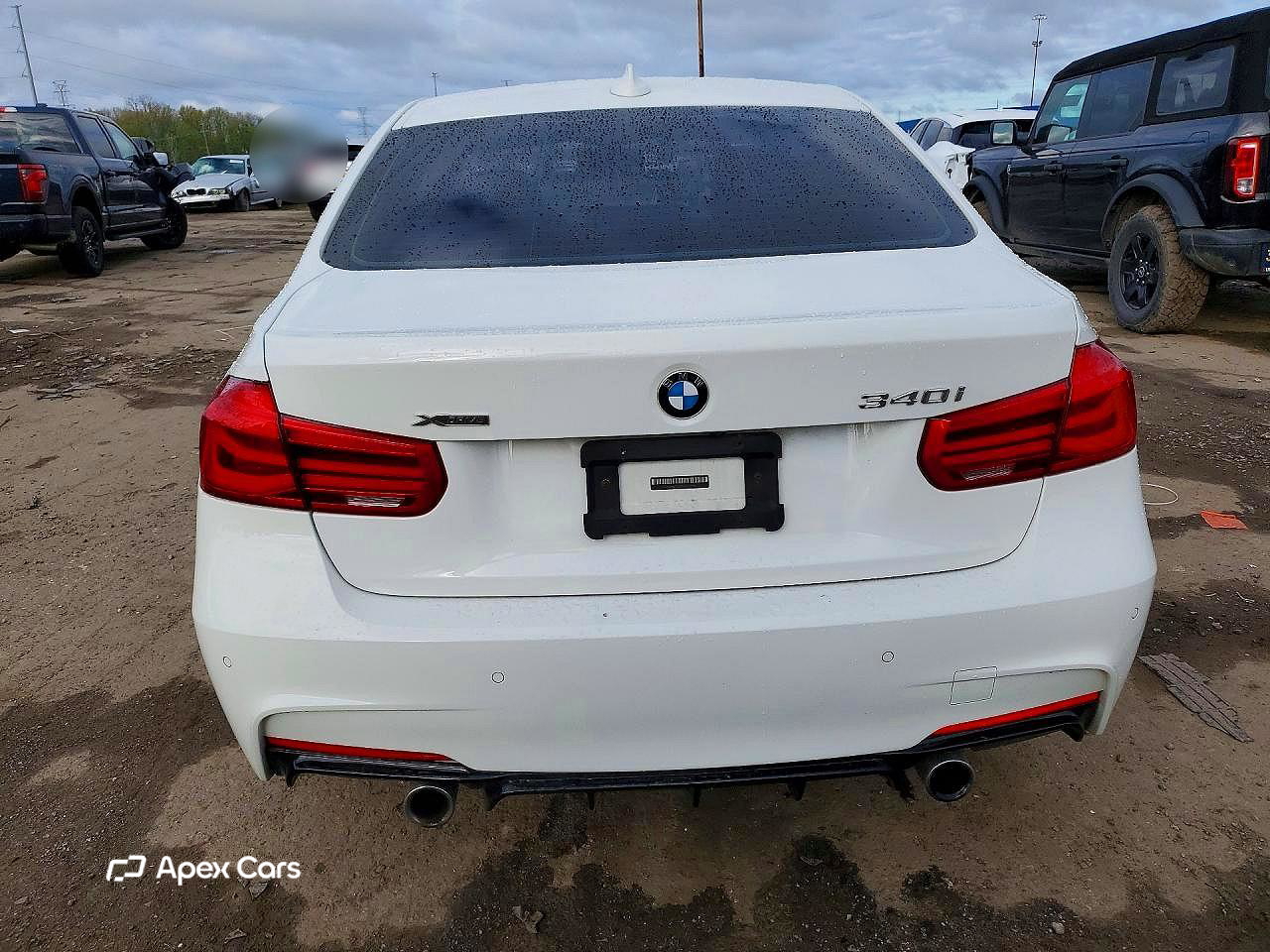 BMW Series 3 2017