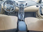 Hyundai Elantra 2015