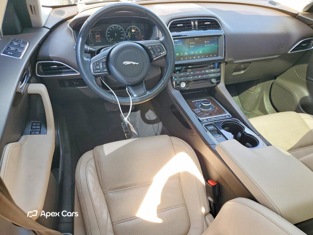 Jaguar F-Pace 2017