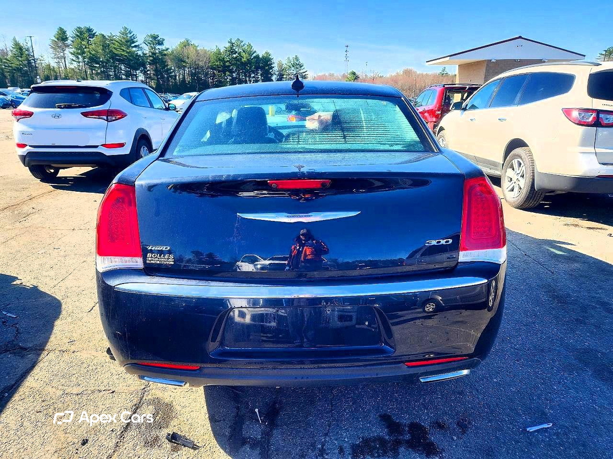 Chrysler 300 2017