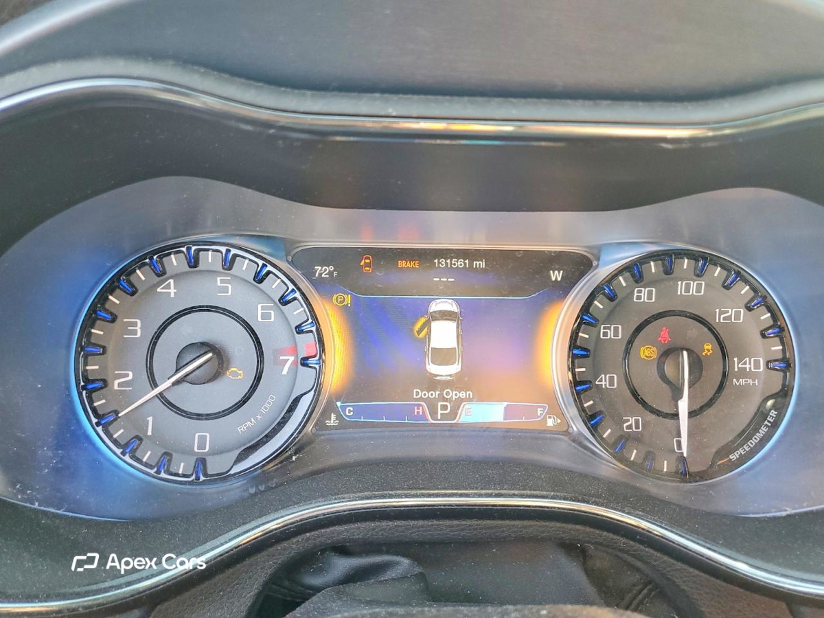 Chrysler 200 2015