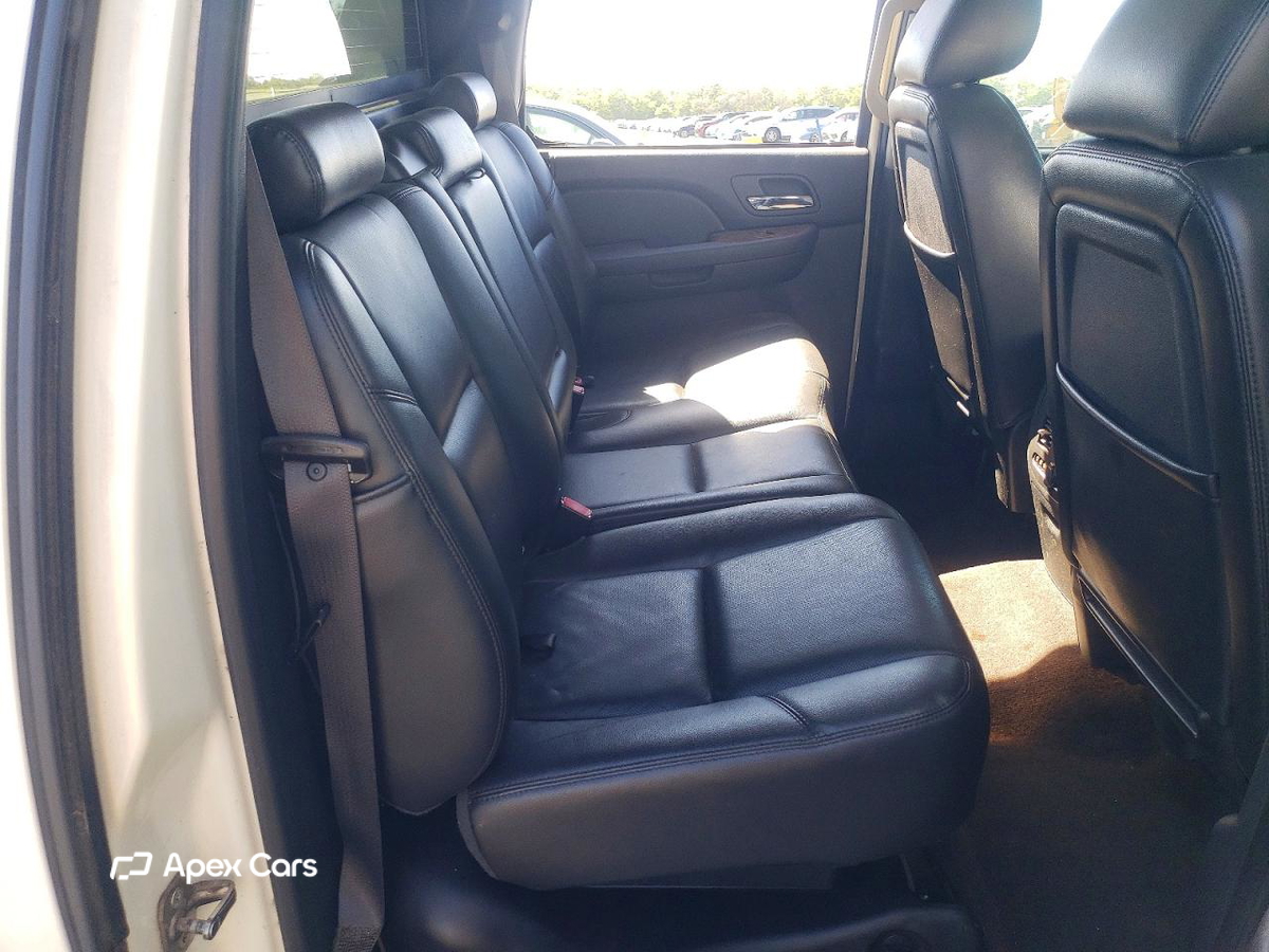 Chevrolet Avalanche 2012