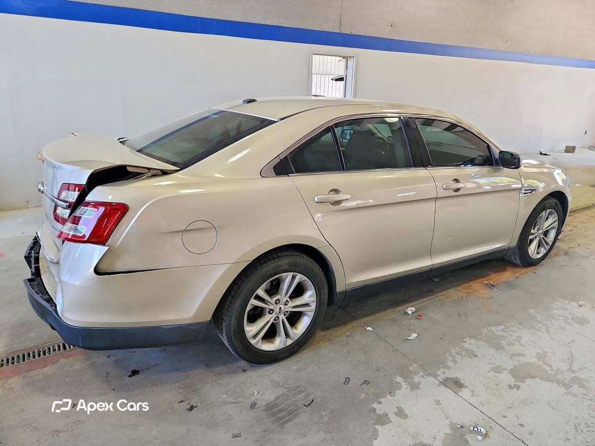 Ford Taurus 2017