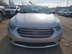 Ford Taurus 2015