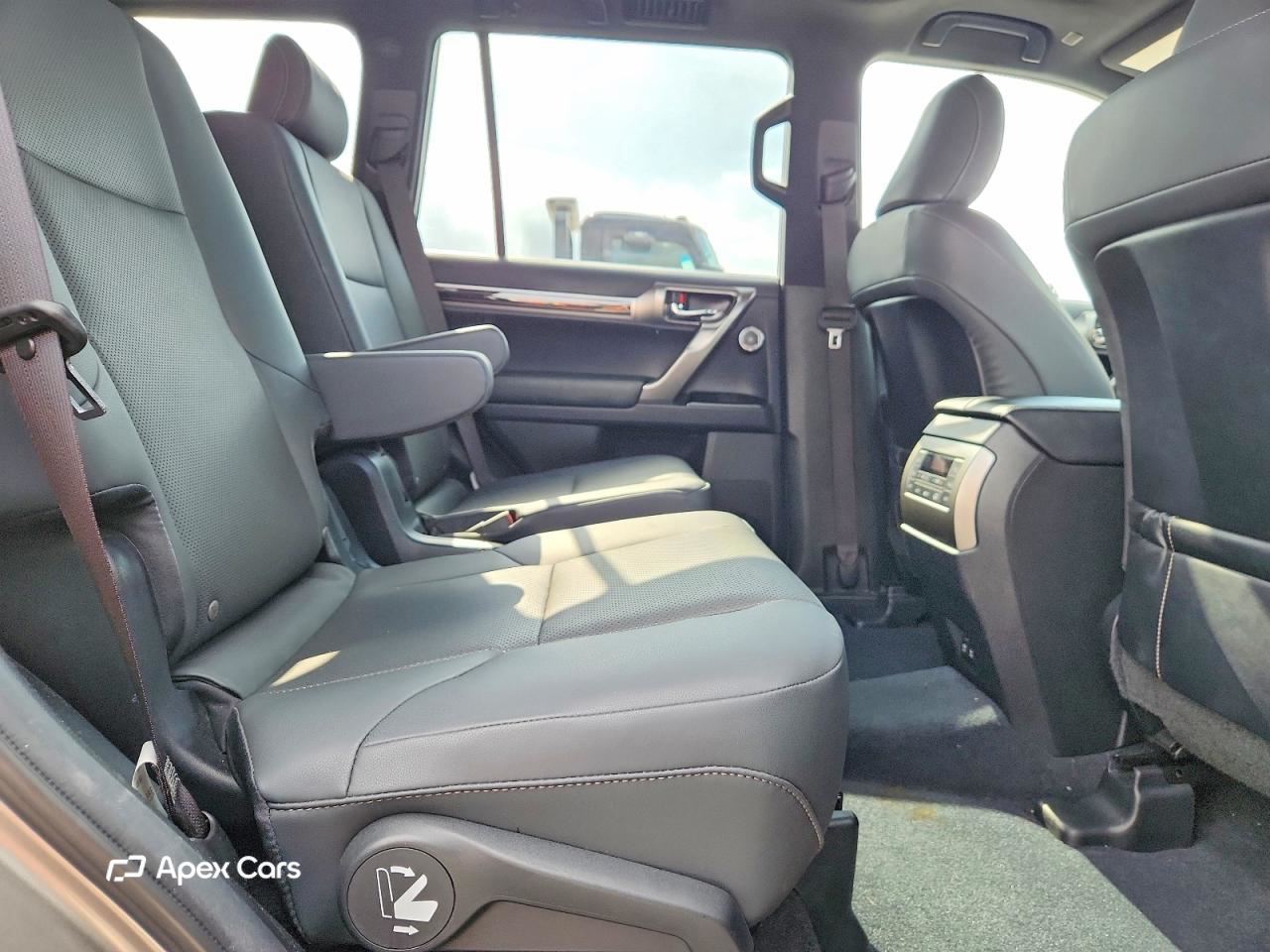 Lexus GX 2023