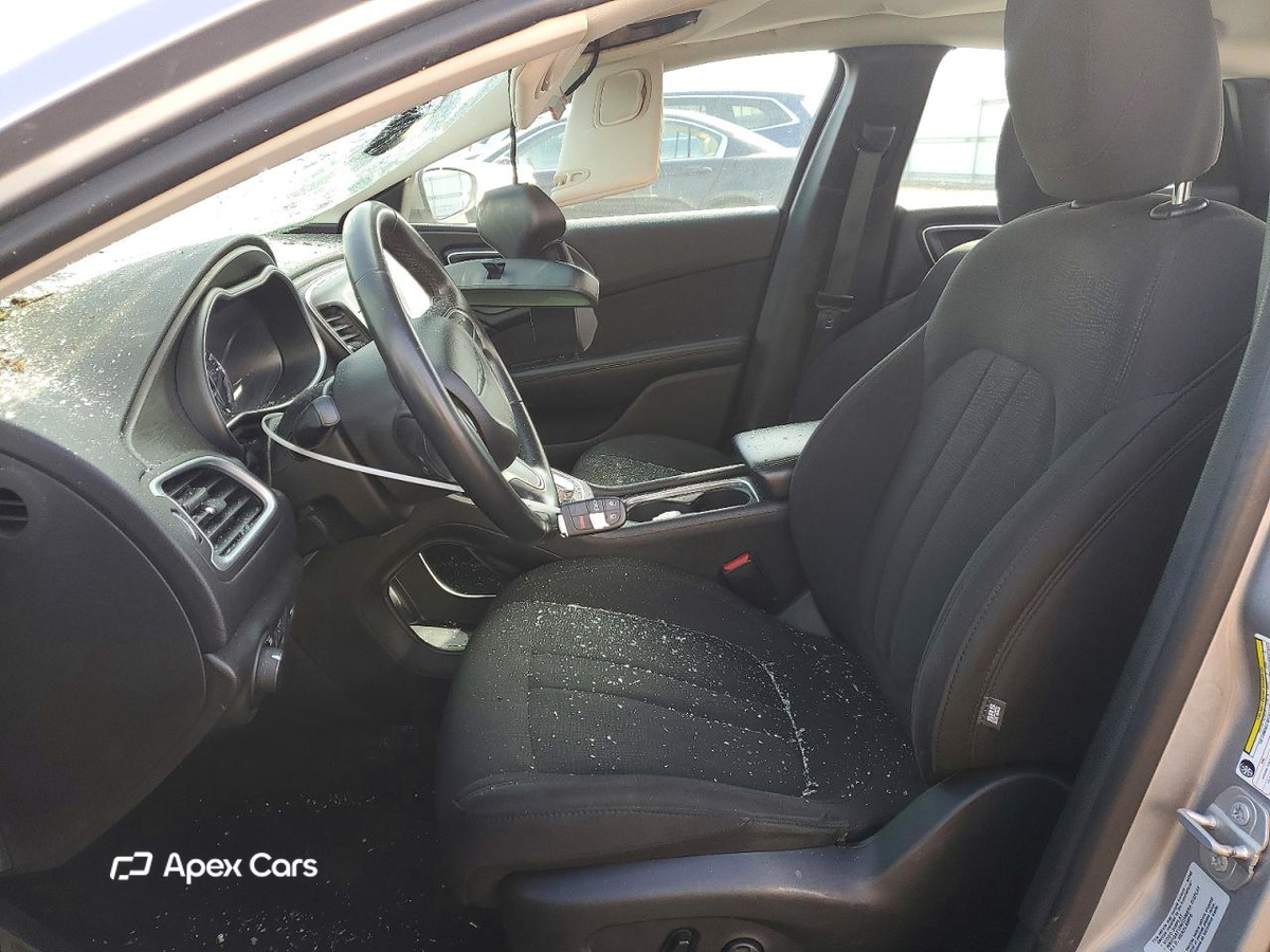 Chrysler 200 2015
