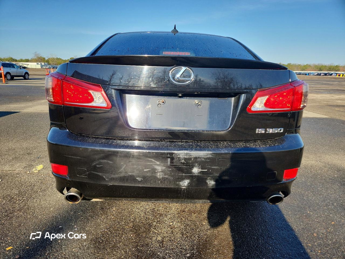 Lexus IS 2011
