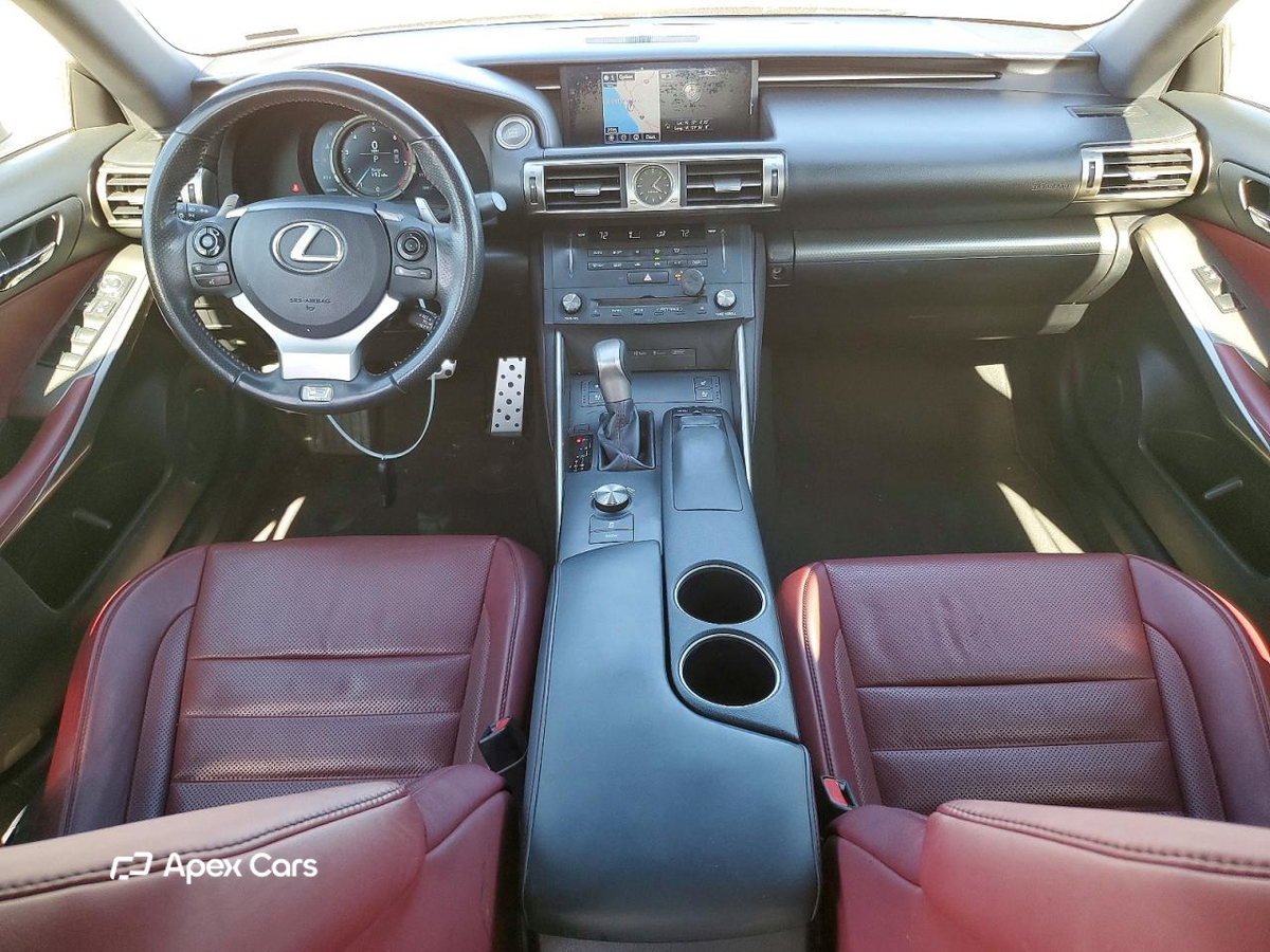 Lexus IS 2015