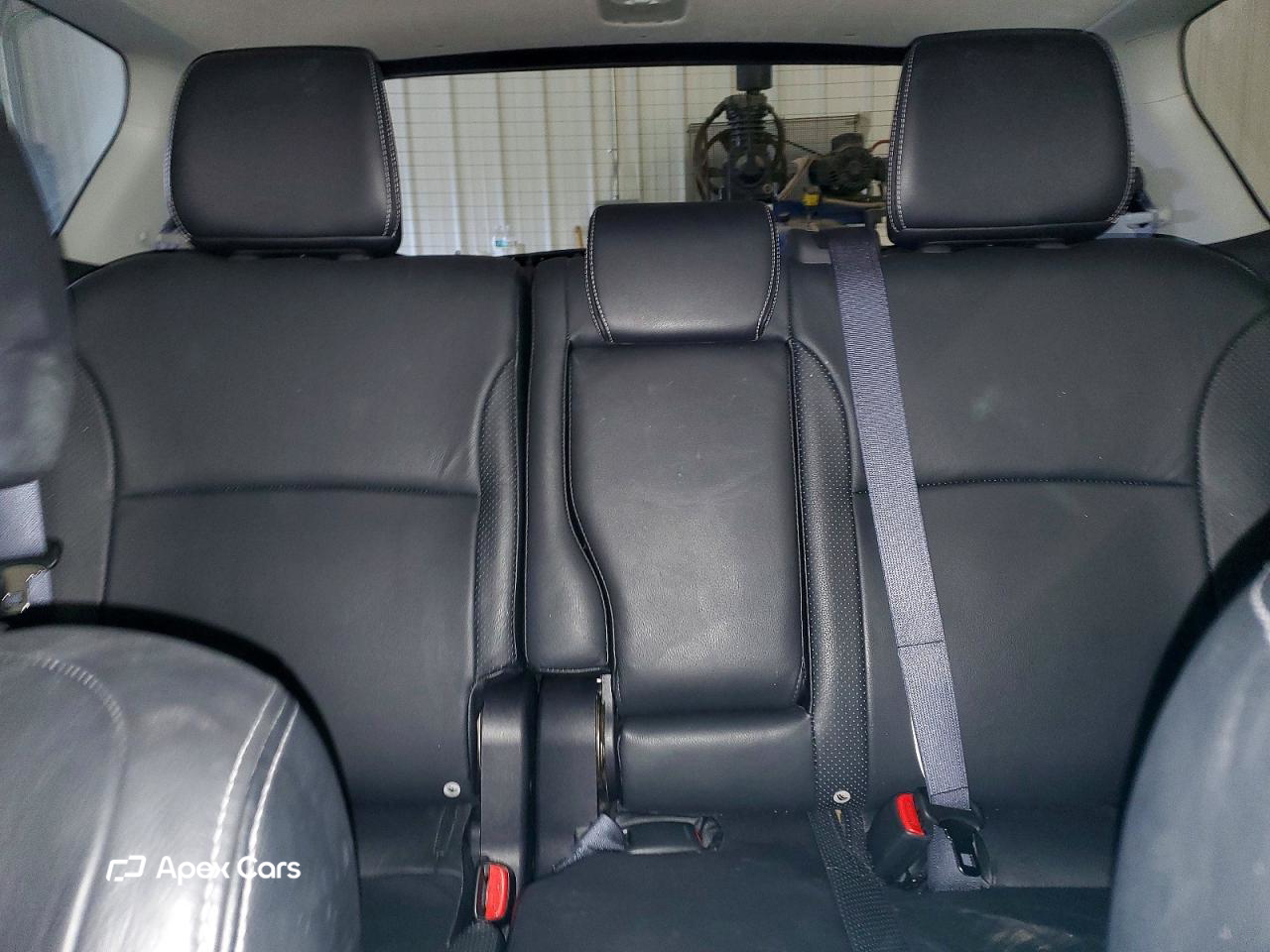 Mitsubishi Outlander 2012
