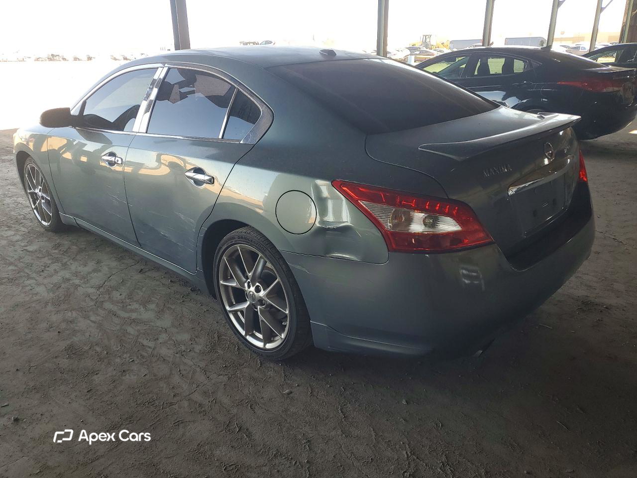 Nissan Maxima 2010