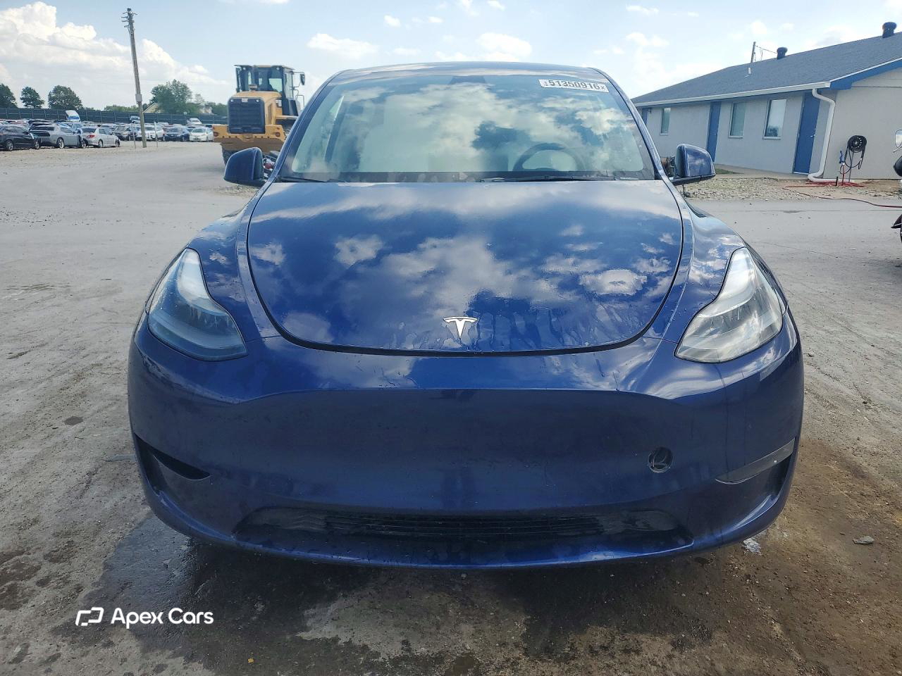 Tesla Model Y 2024