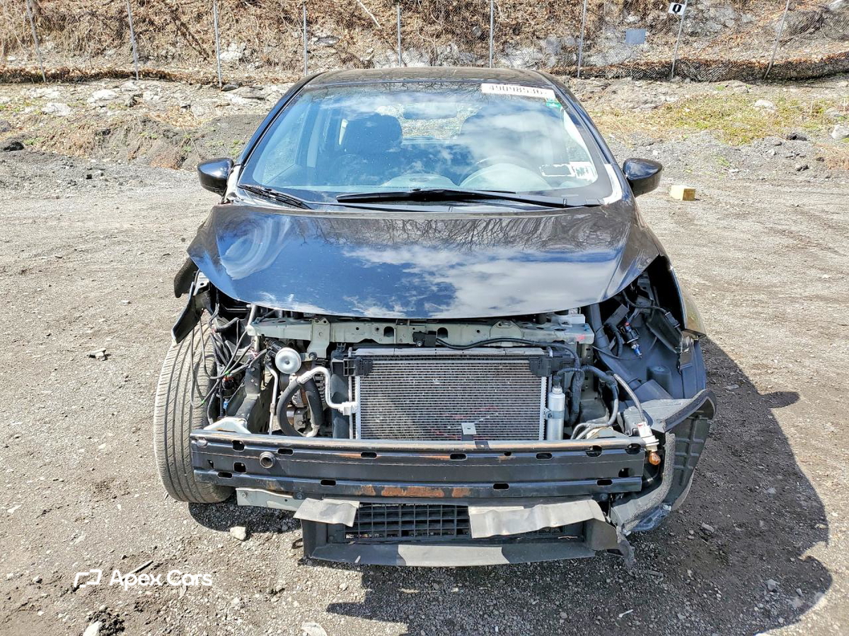 Nissan Versa 2019