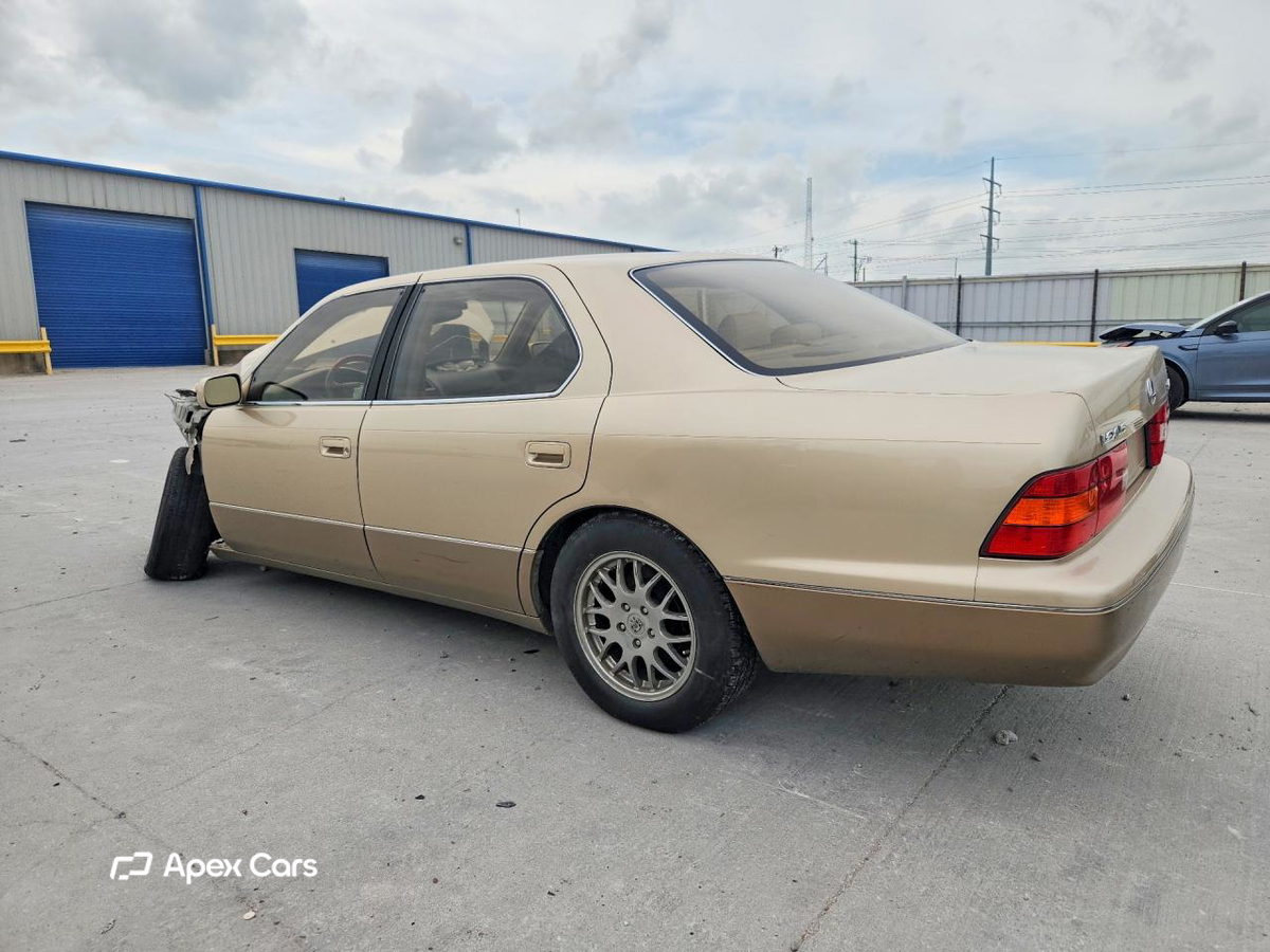 Lexus LS 1999