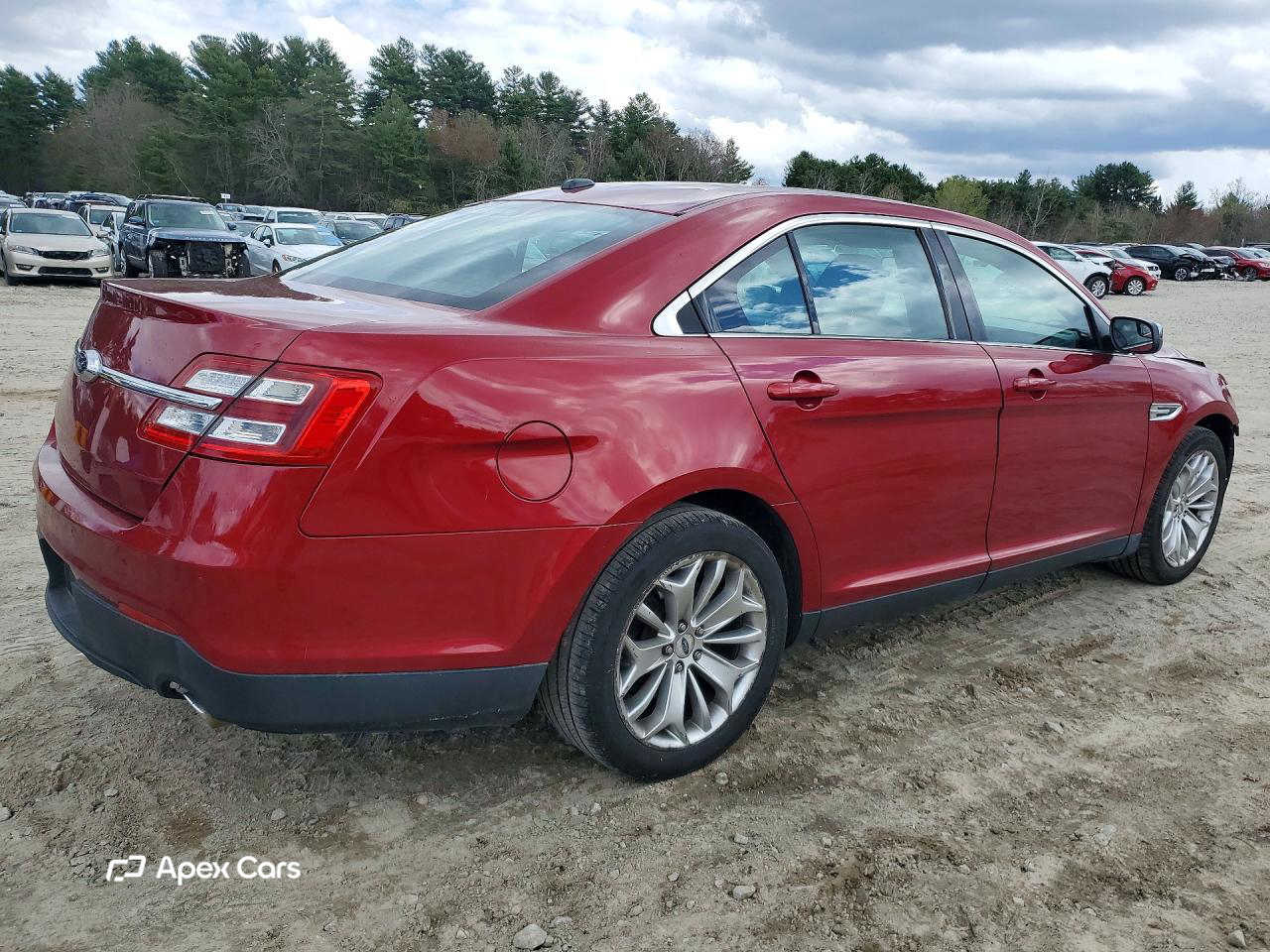 Ford Taurus 2015
