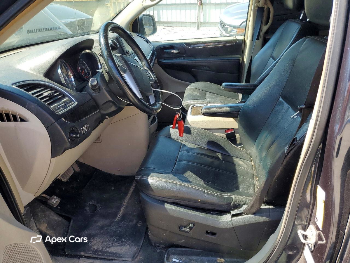 Chrysler Voyager 2013
