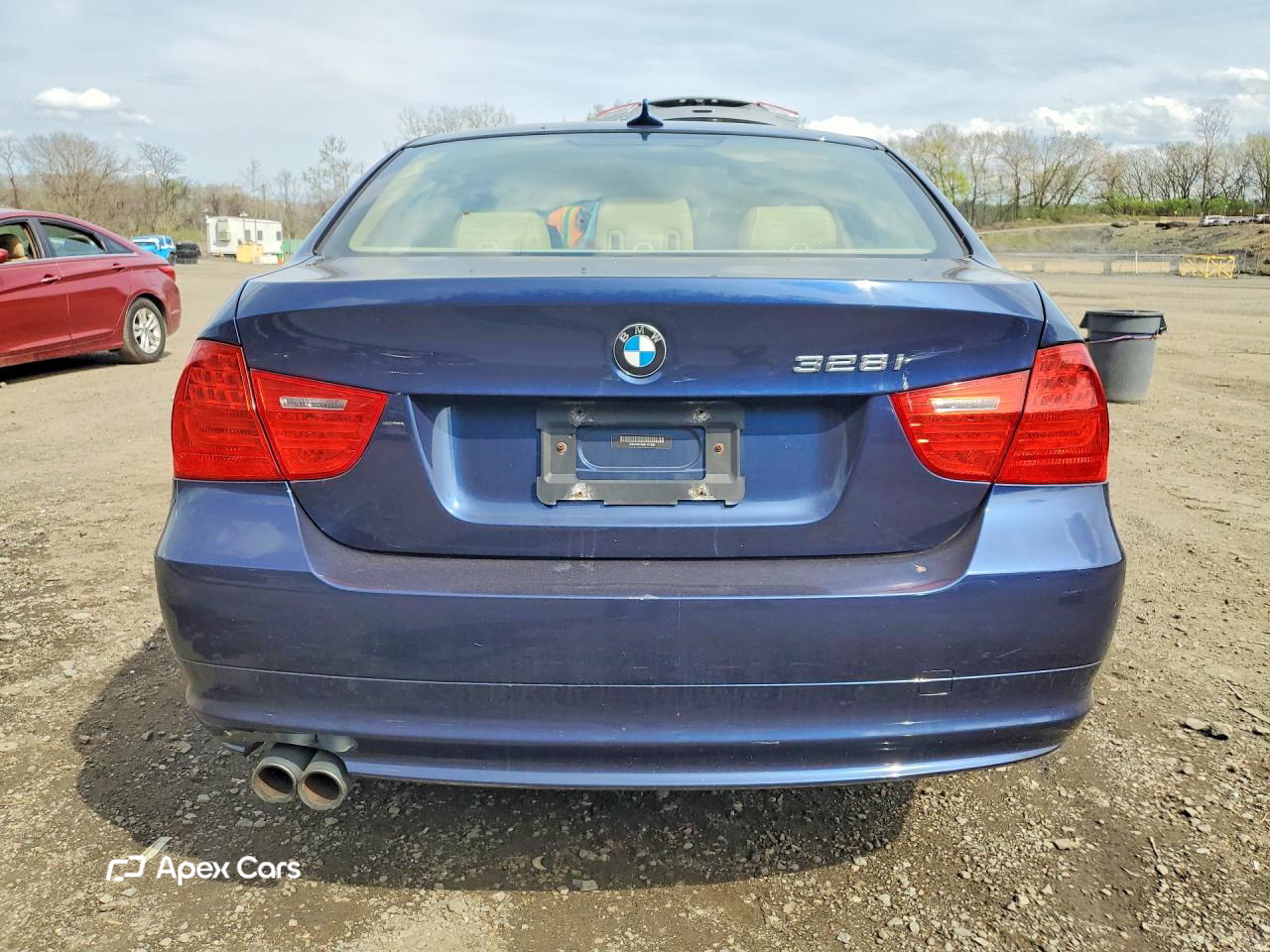 BMW Series 3 2011