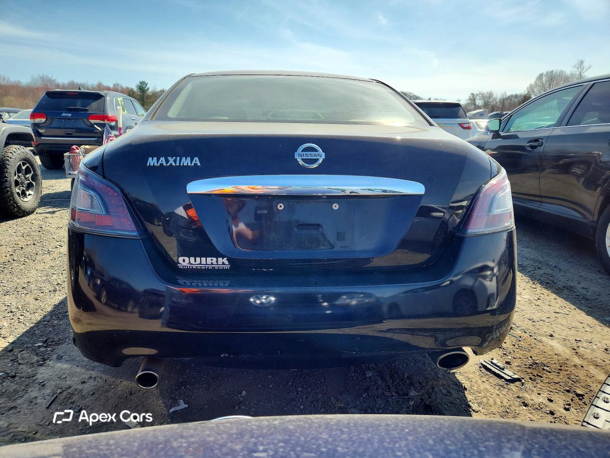 Nissan Maxima 2014