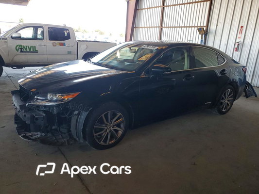 Lexus ES 2016 - Image 1 of 5
