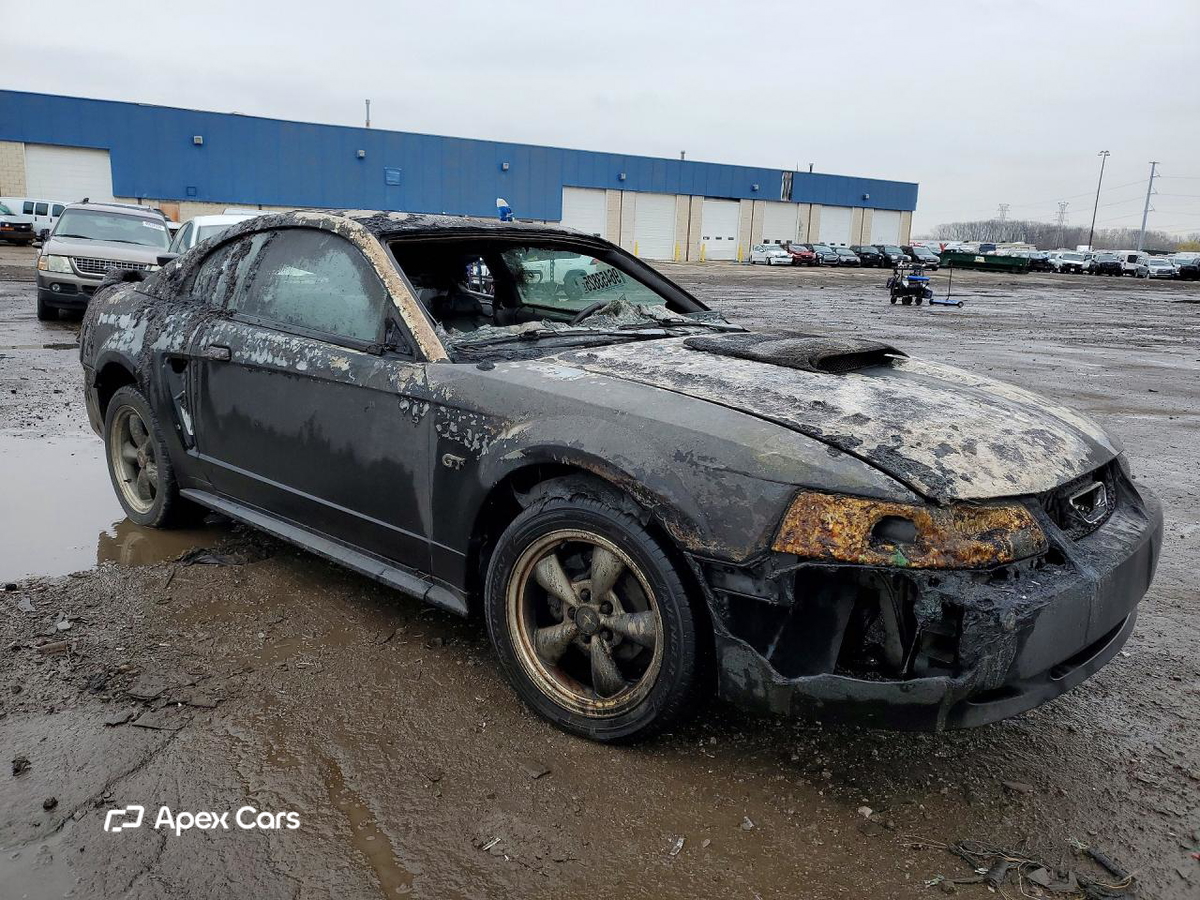 Ford Mustang 2001
