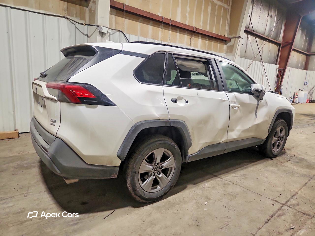 Toyota RAV 4 2025