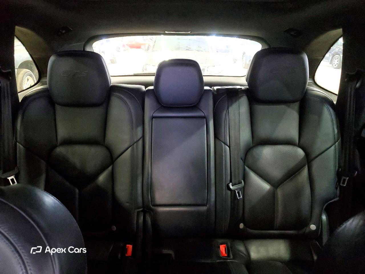 Porsche Cayenne 2016