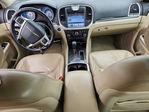 Chrysler 300 2011
