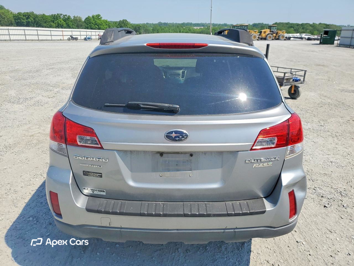Subaru Outback 2011