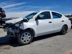 Nissan Versa 2015