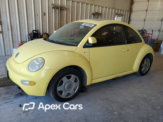 Volkswagen Beetle 2000 - Image 1 of 12