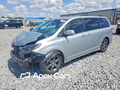 Toyota Sienna 2015 - Zdjęcie 1 z 14