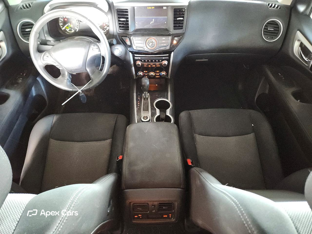 Nissan Pathfinder 2017