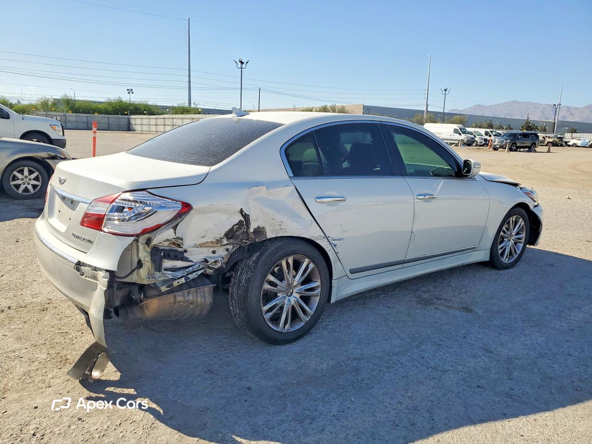 Hyundai Genesis 2012