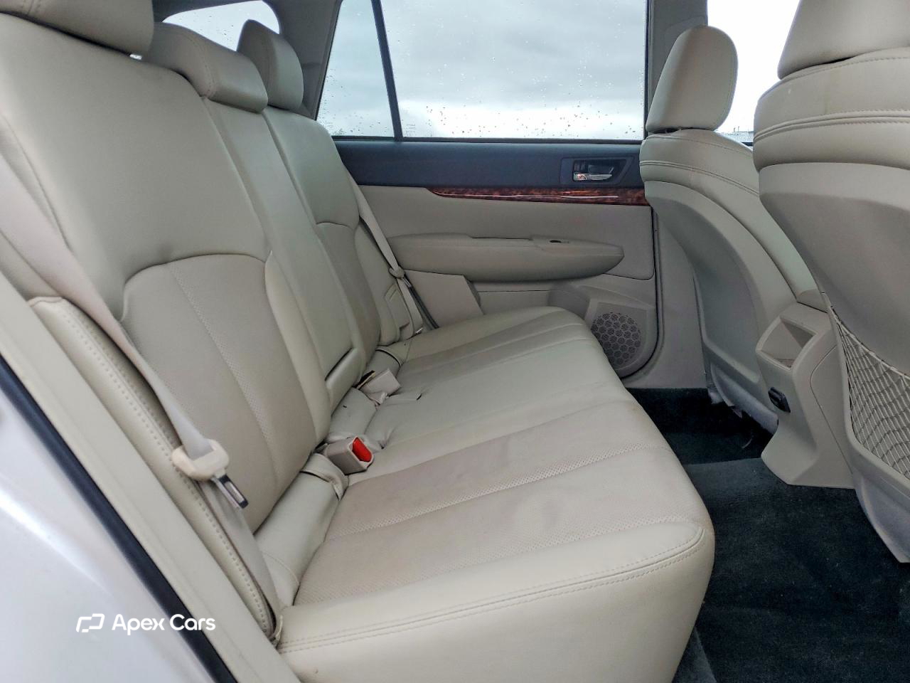 Subaru Outback 2012