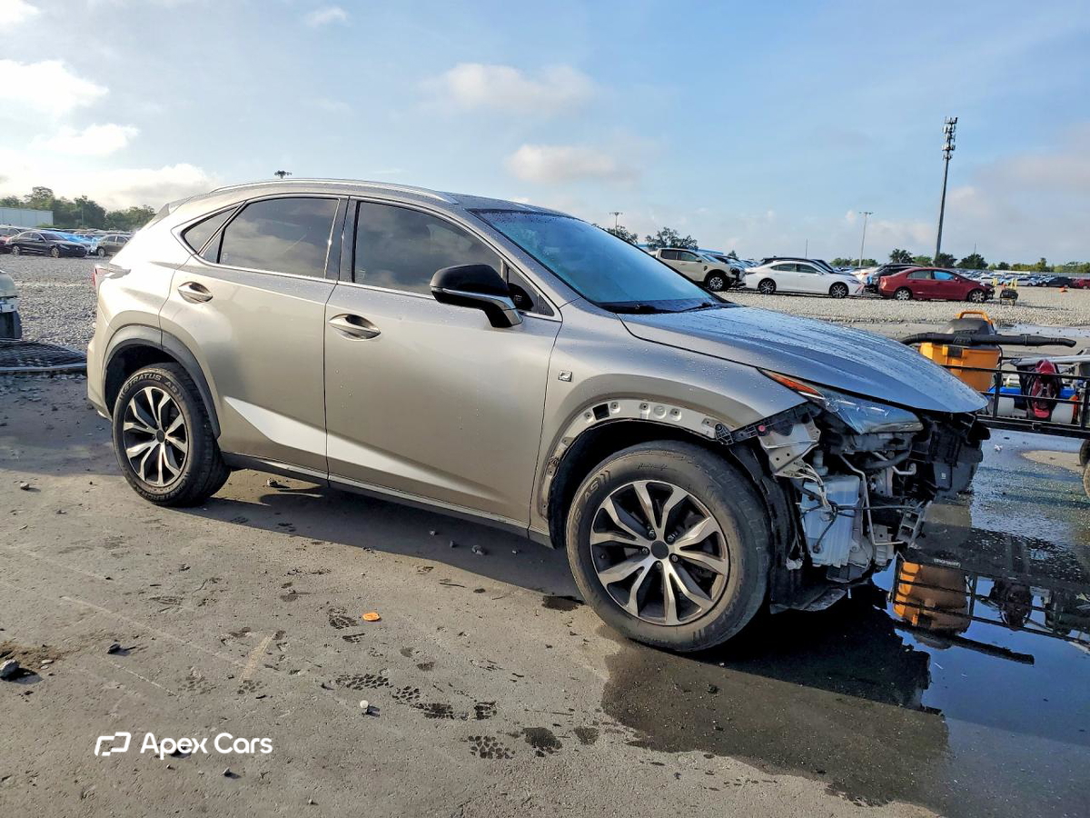 Lexus NX 2015