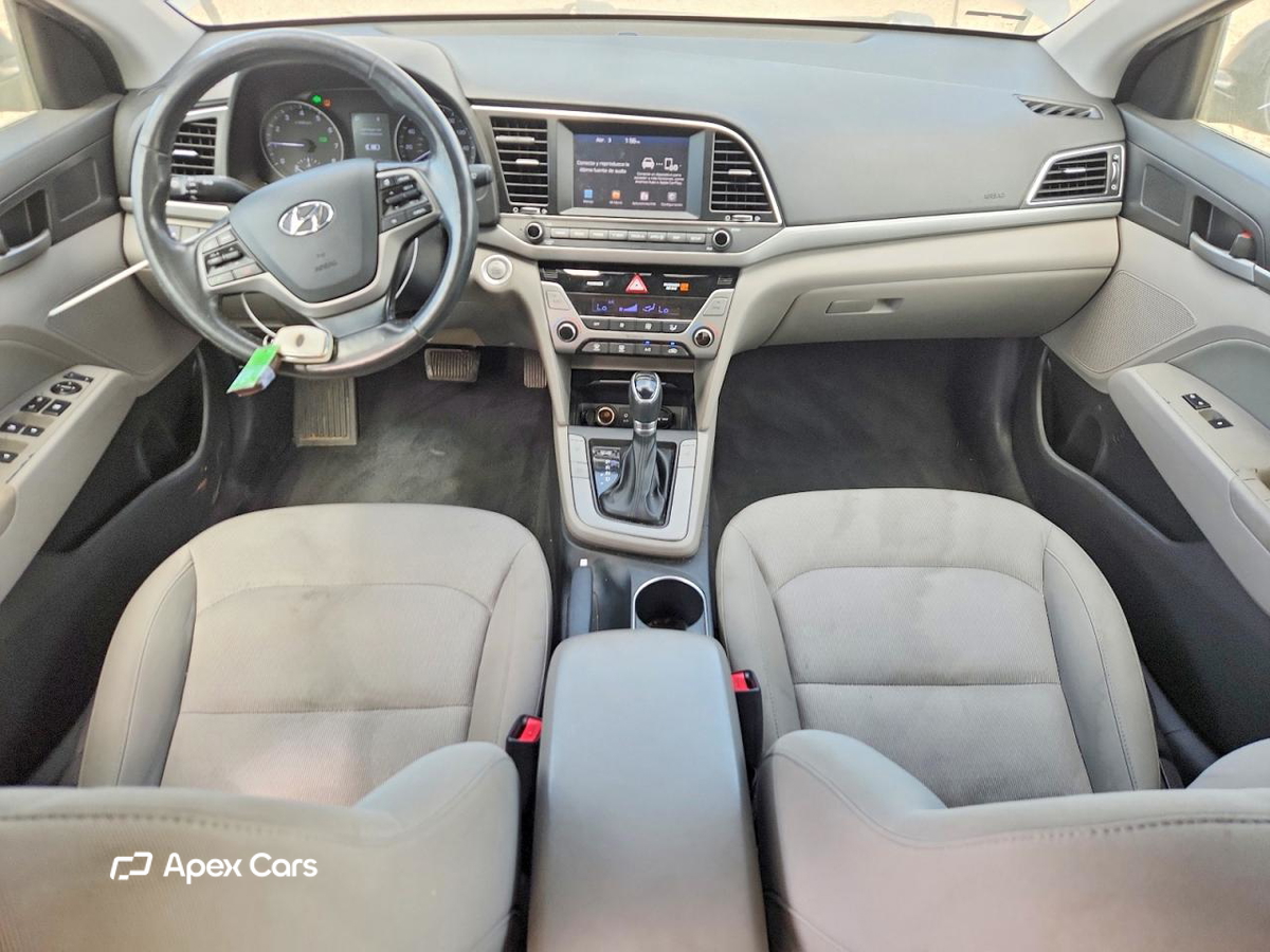 Hyundai Elantra 2018