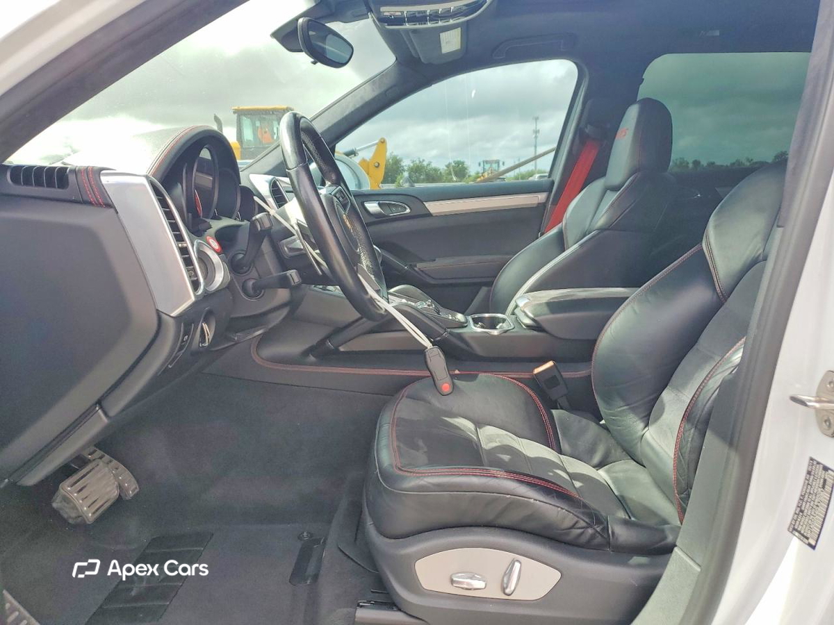 Porsche Cayenne 2016