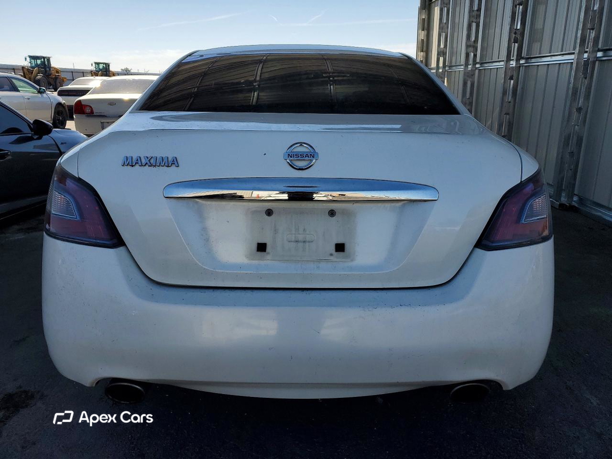 Nissan Maxima 2013