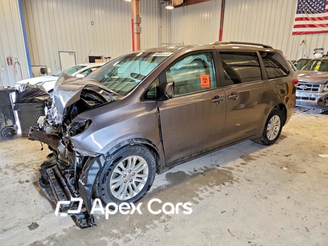 Toyota Sienna 2014 - Image 1 of 13