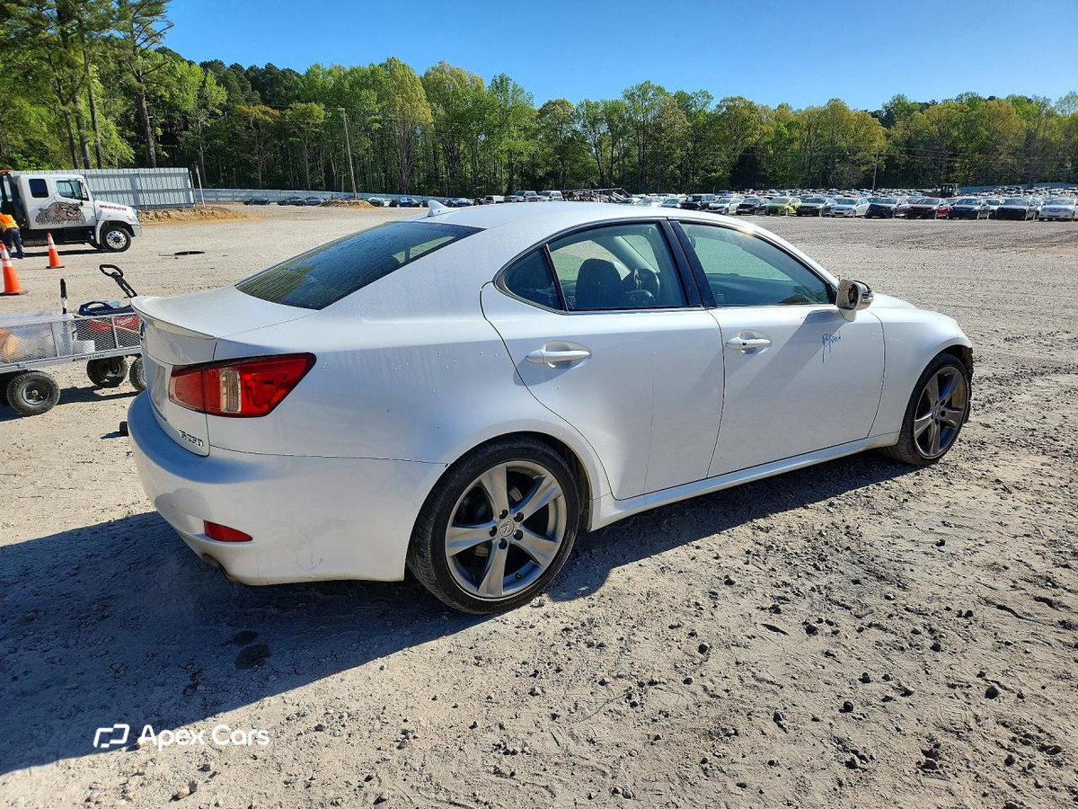 Lexus IS 2012