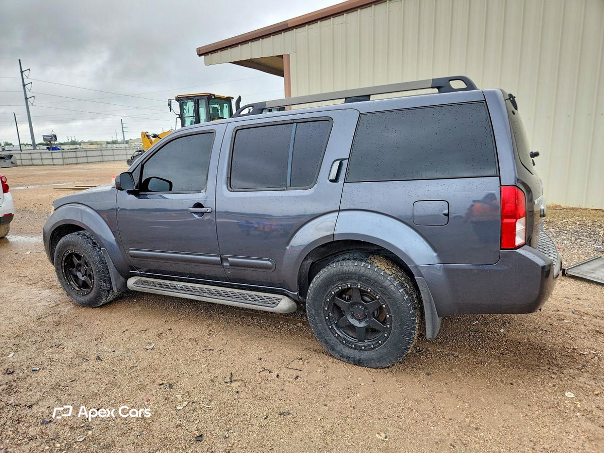 Nissan Pathfinder 2012