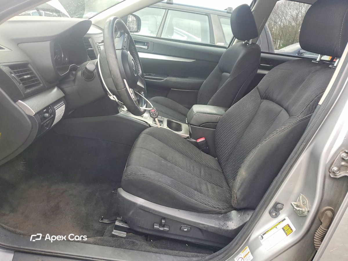 Subaru Outback 2011