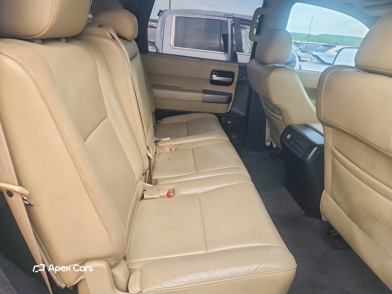 Toyota Sequoia 2012