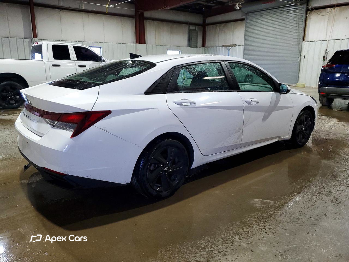 Hyundai Elantra 2023