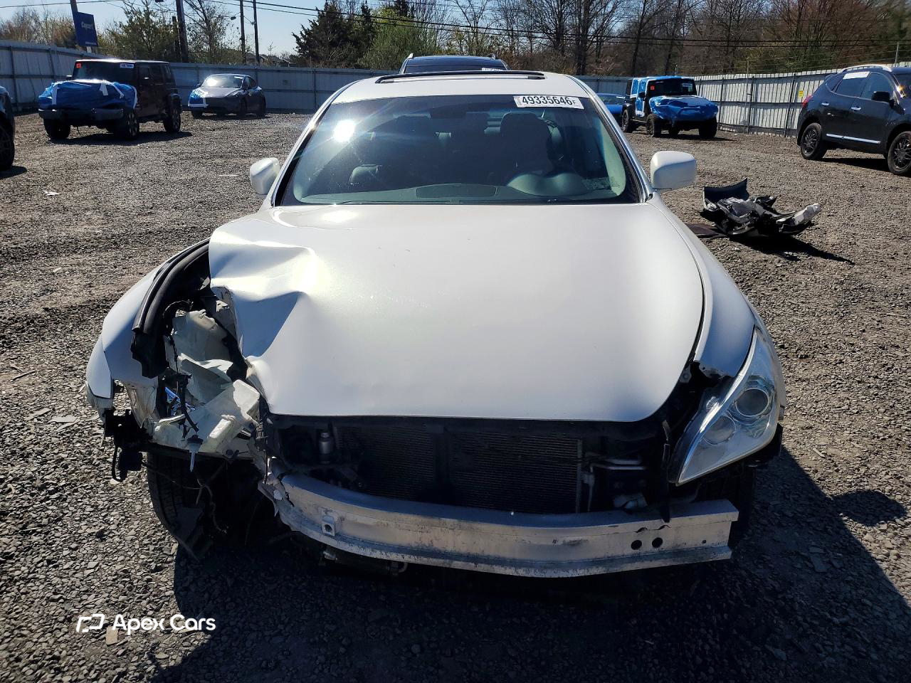 Infiniti M 2012