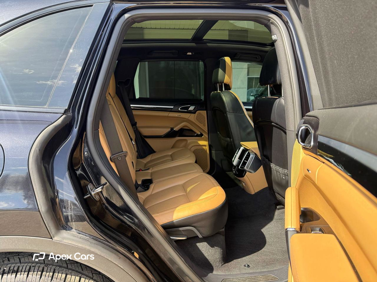 Porsche Cayenne 2016